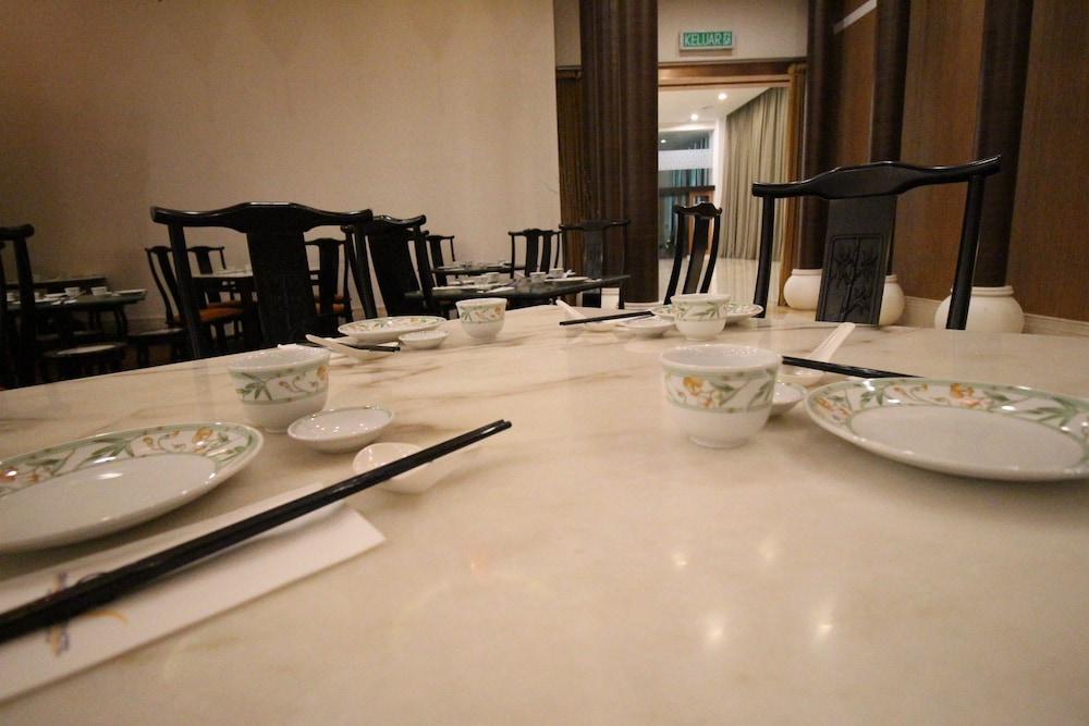 Grand Riverview Hotel Kota Bharu Exterior foto